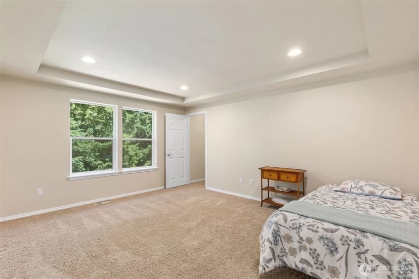 Property photo for 4504 5th Avenue Nw, Olympia photo 15