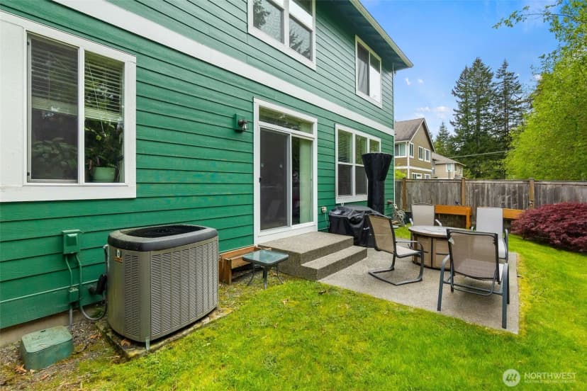 Property photo for 4504 5th Avenue Nw, Olympia photo 24
