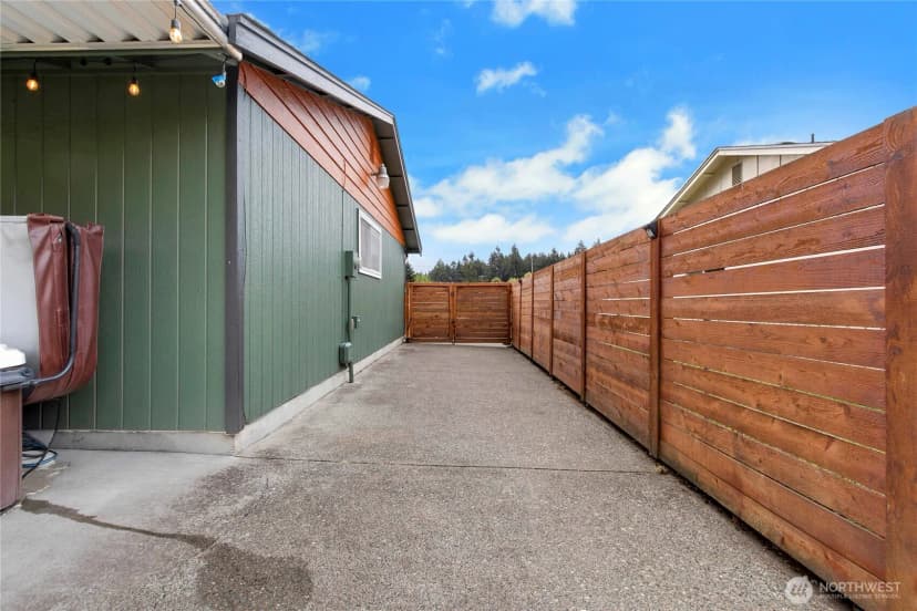 Property photo for 2621 150th Street Ct E, Tacoma photo 27