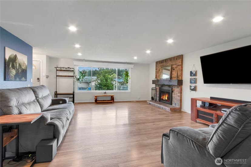 Property photo for 2621 150th Street Ct E, Tacoma photo 13