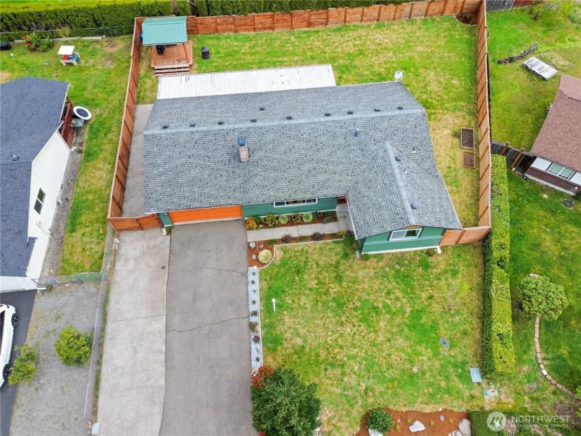 Property photo for 2621 150th Street Ct E, Tacoma photo 5