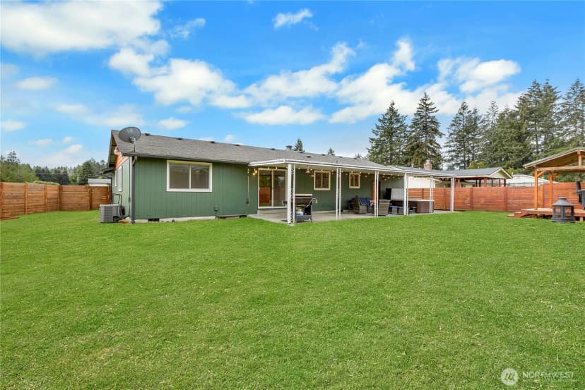 Property photo for 2621 150th Street Ct E, Tacoma photo 9