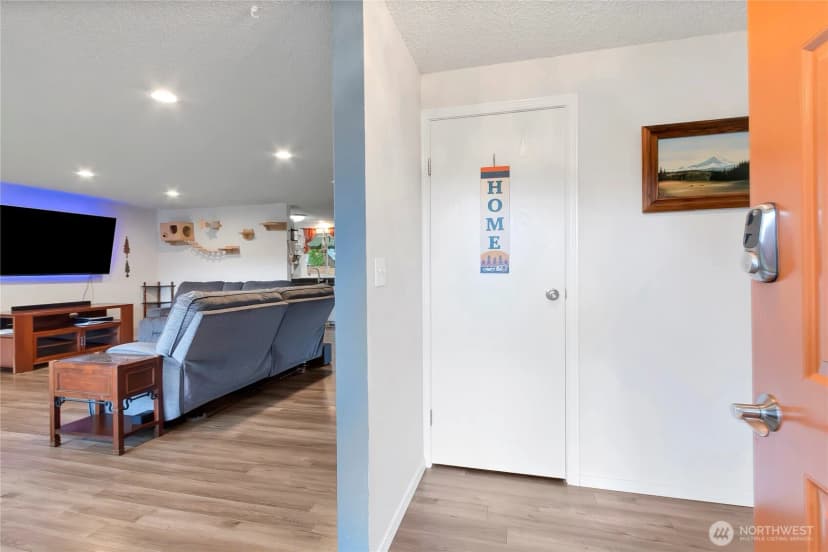 Property photo for 2621 150th Street Ct E, Tacoma photo 10