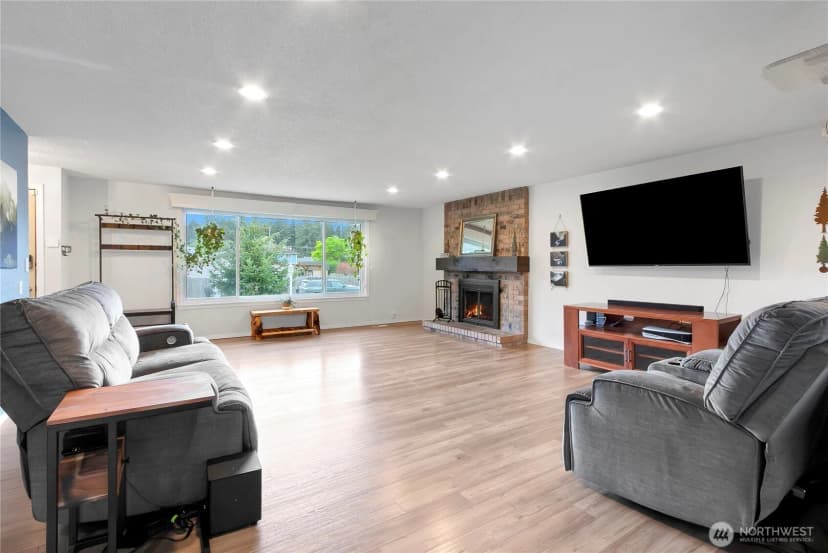 Property photo for 2621 150th Street Ct E, Tacoma photo 12