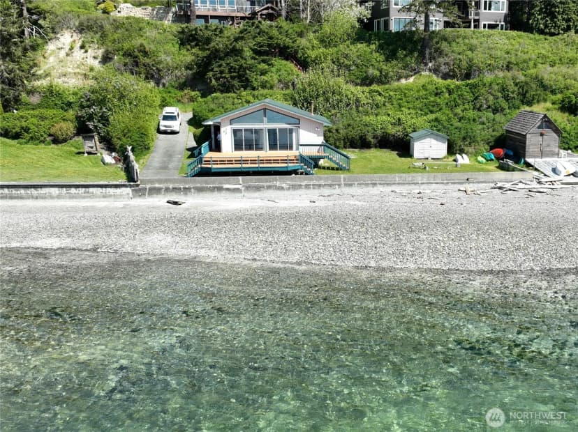 Property photo for 1409 Fossil Lane, Oak Harbor photo 3
