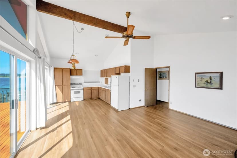 Property photo for 1409 Fossil Lane, Oak Harbor photo 8