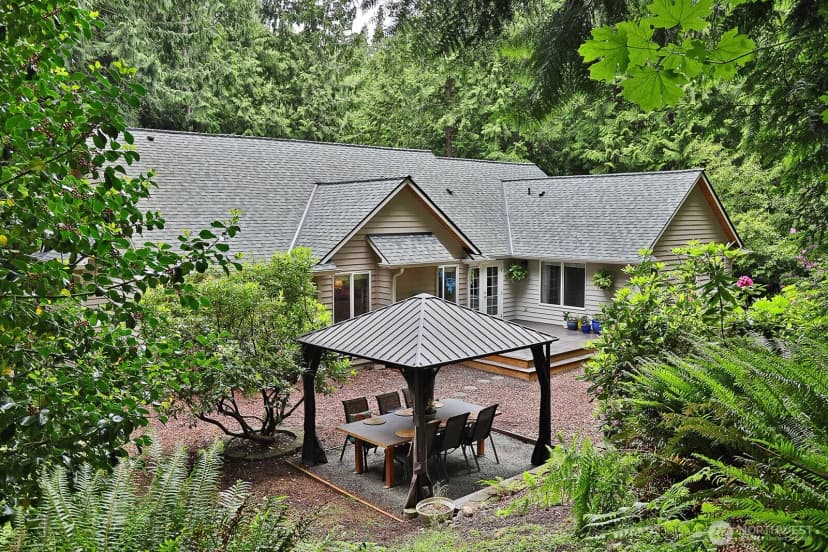Property photo for 1180 Cedar Circle, Langley photo 12
