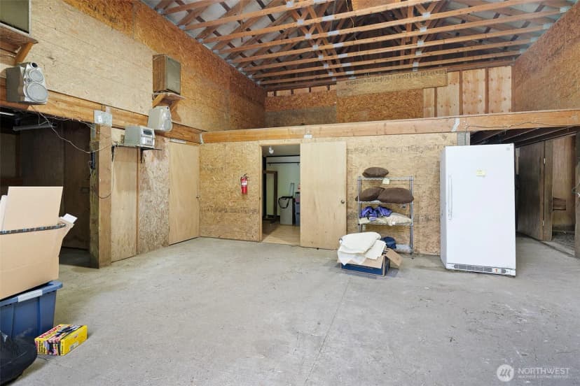 Property photo for 33415 82nd Avenue S, Roy photo 25
