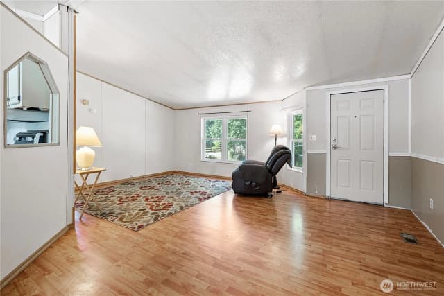 Property photo for 33415 82nd Avenue S, Roy photo 3
