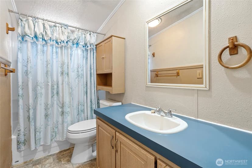 Property photo for 33415 82nd Avenue S, Roy photo 17