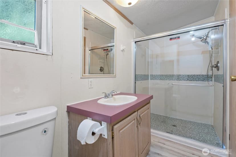 Property photo for 33415 82nd Avenue S, Roy photo 15