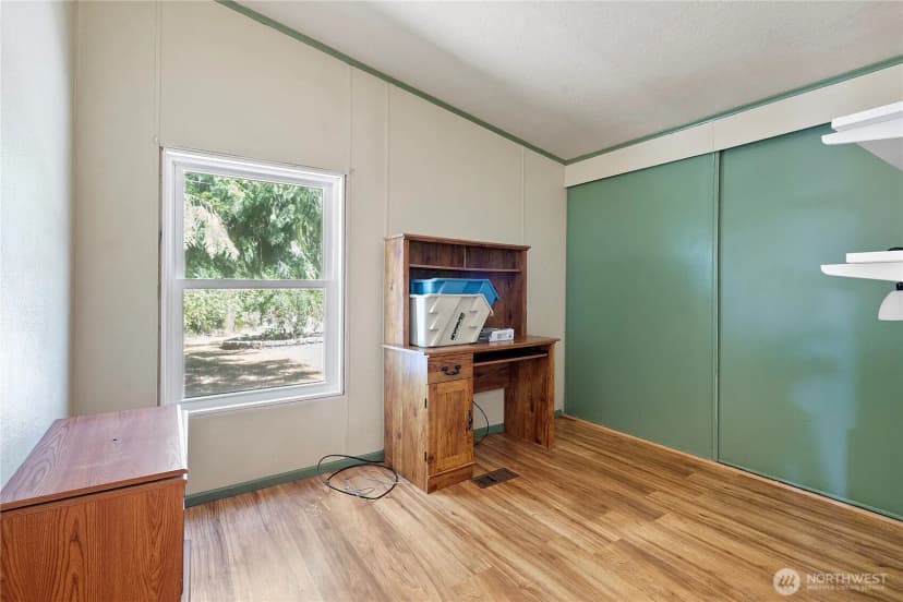Property photo for 33415 82nd Avenue S, Roy photo 16