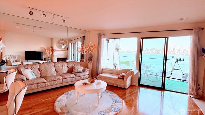 Property photo for 1221 Harbor Avenue Sw #305, Seattle photo 8