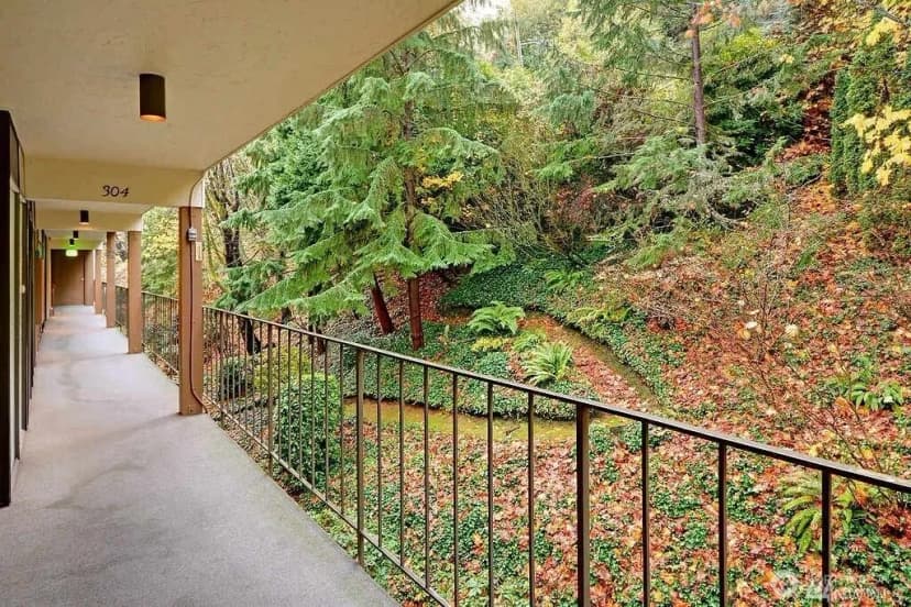 Property photo for 1221 Harbor Avenue Sw #305, Seattle photo 24