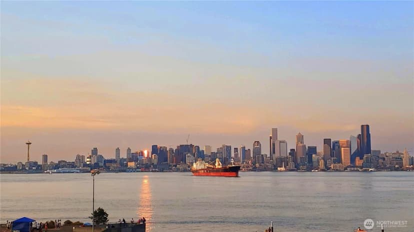 Property photo for 1221 Harbor Avenue Sw #305, Seattle photo 28
