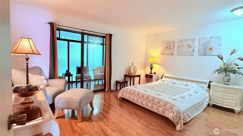Property photo for 1221 Harbor Avenue Sw #305, Seattle photo 15