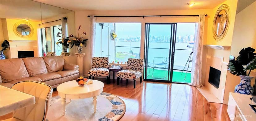 Property photo for 1221 Harbor Avenue Sw #305, Seattle photo 6