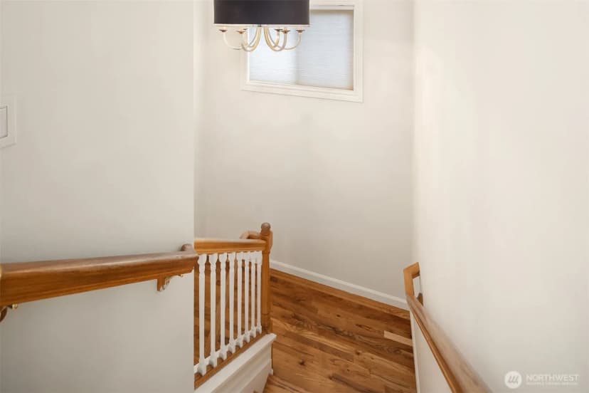 Property photo for 15007 Ne 15th Street, Bellevue photo 16