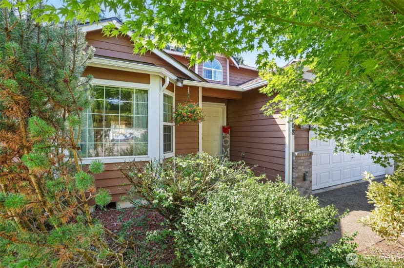 Property photo for 8108 185th Street Ct E, Puyallup photo 2