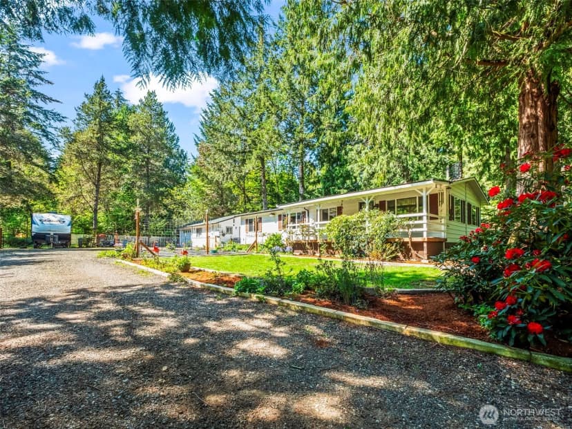 Property photo for 31 E Sylvan Road, Shelton photo 12