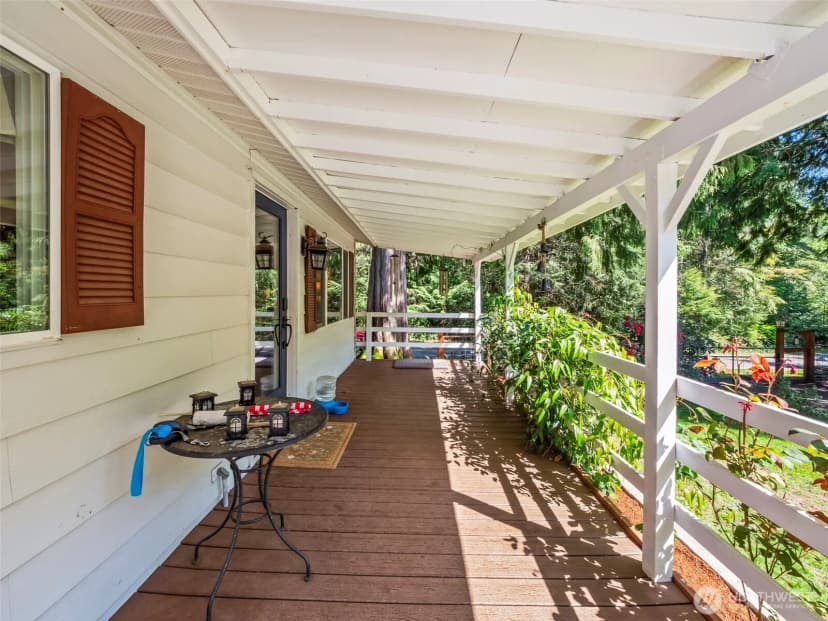 Property photo for 31 E Sylvan Road, Shelton photo 17