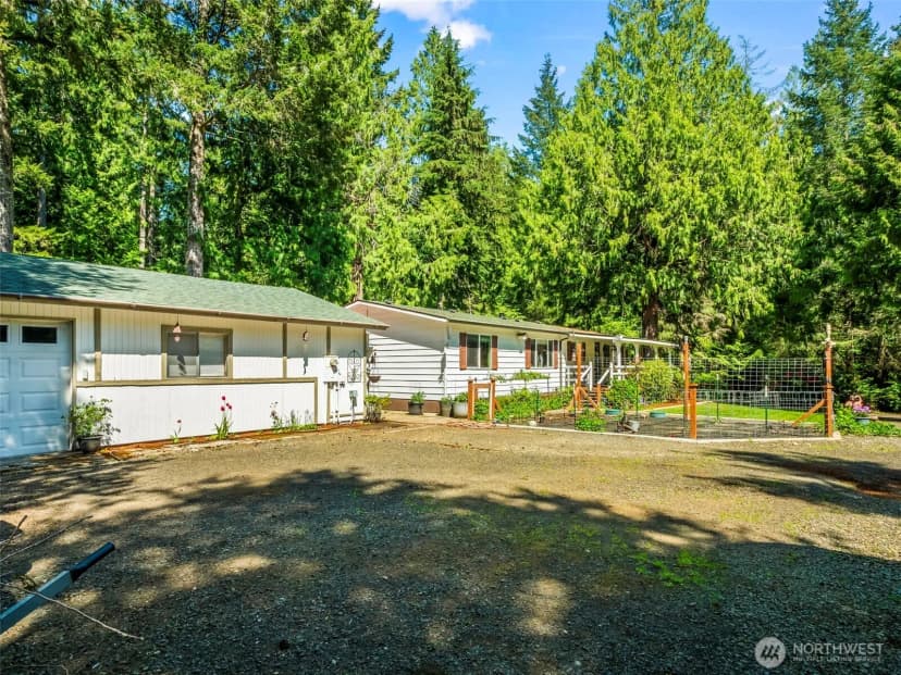 Property photo for 31 E Sylvan Road, Shelton photo 11