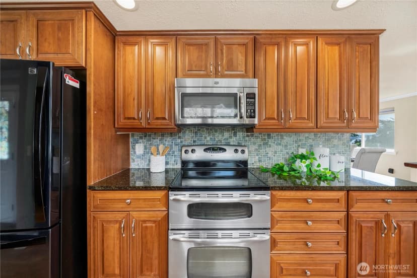Property photo for 1319 Madrona Way Nw, Gig Harbor photo 10