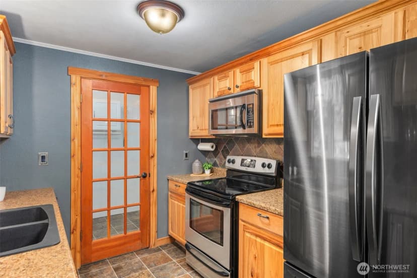 Property photo for 6028 140th Street Se, Everett photo 11