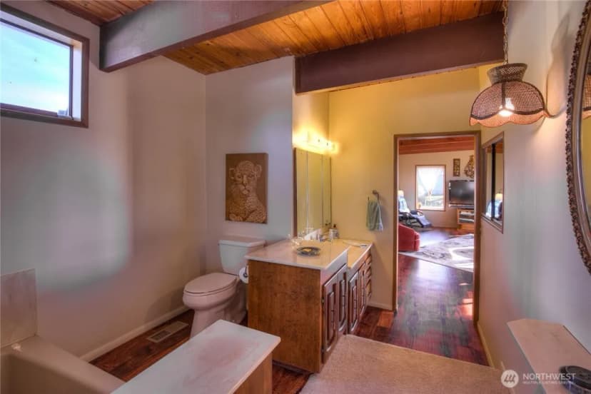 Property photo for 420 W Lough Lane, Westport photo 28