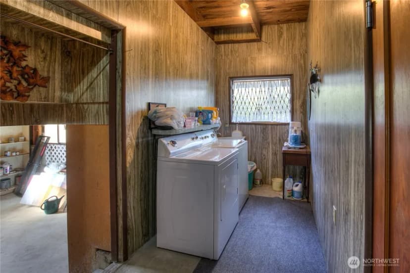 Property photo for 420 W Lough Lane, Westport photo 31