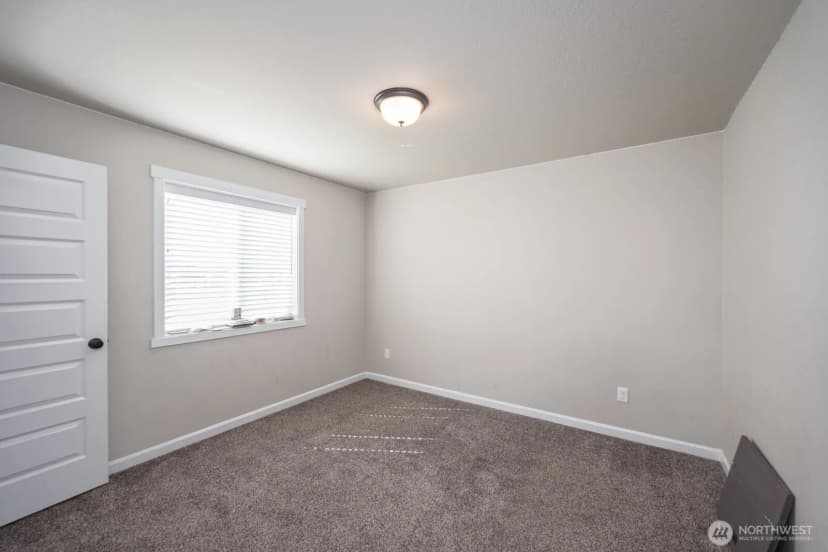 Property photo for 717 Ne K St, Quincy photo 27