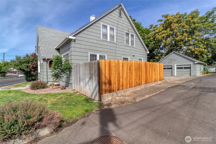 Property photo for 609 E Isaacs Avenue, Walla Walla photo 22
