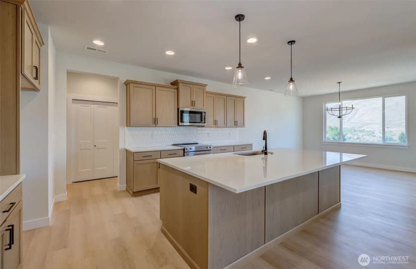 Property photo for 642 S Juli Avenue, East Wenatchee photo 13
