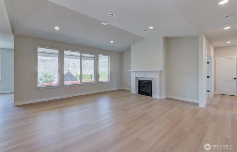 Property photo for 642 S Juli Avenue, East Wenatchee photo 12