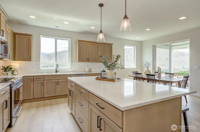 Property photo for 1502 S Kelvin Court, East Wenatchee photo 5