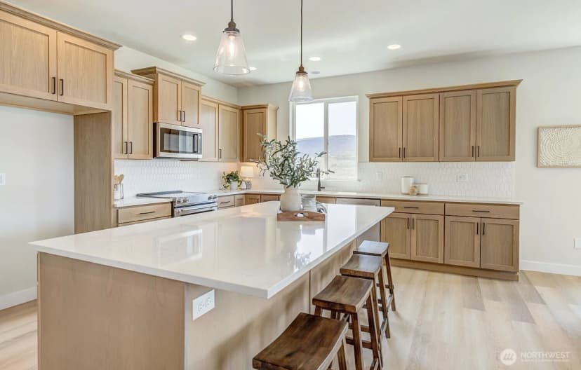 Property photo for 1502 S Kelvin Court, East Wenatchee photo 7
