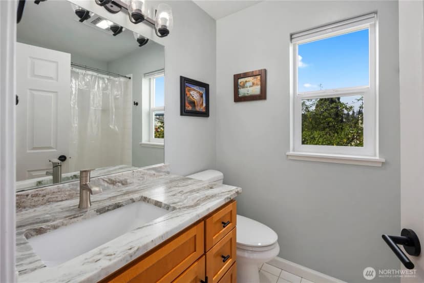 Property photo for 800 S 219th Street #a-3, Des Moines photo 16
