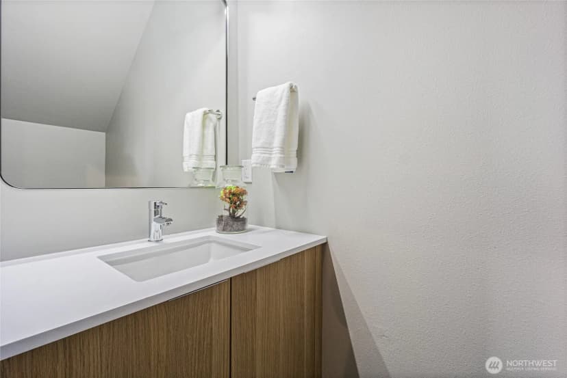 Property photo for 1801 Nw 65th Street #a, Seattle photo 27