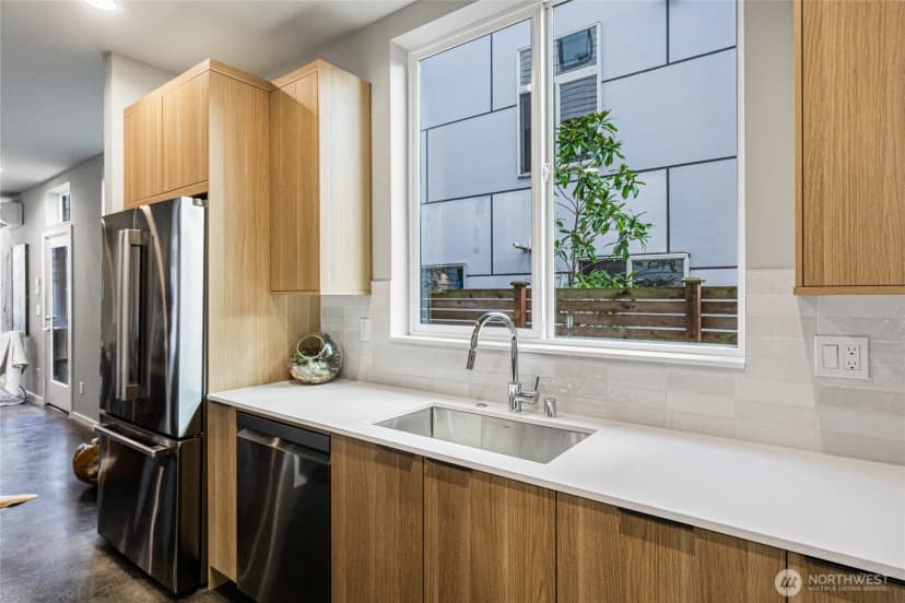 Property photo for 1801 Nw 65th Street #a, Seattle photo 10