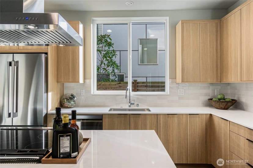 Property photo for 1801 Nw 65th Street #a, Seattle photo 11