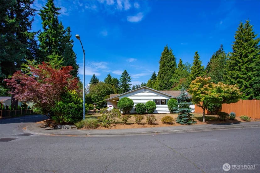 Property photo for 10722 Ne 142nd Street, Kirkland photo 34