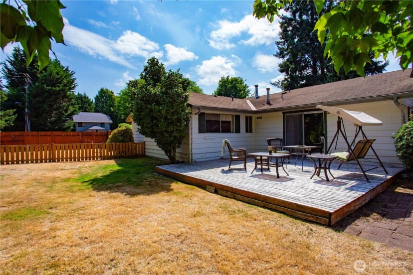 Property photo for 10722 Ne 142nd Street, Kirkland photo 17