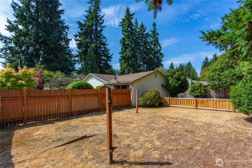 Property photo for 10722 Ne 142nd Street, Kirkland photo 33