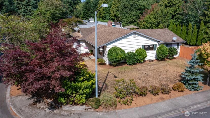 Property photo for 10722 Ne 142nd Street, Kirkland photo 25