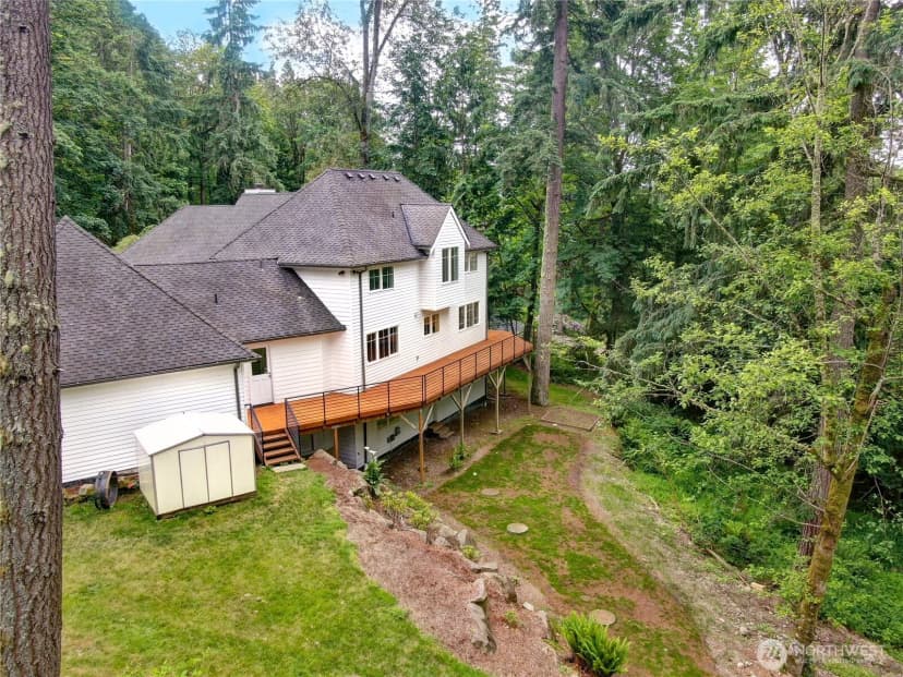 Property photo for 25043 Se Mirrormont Boulevard, Issaquah photo 26