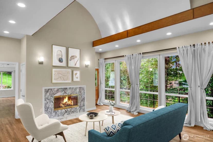 Property photo for 25043 Se Mirrormont Boulevard, Issaquah photo 7