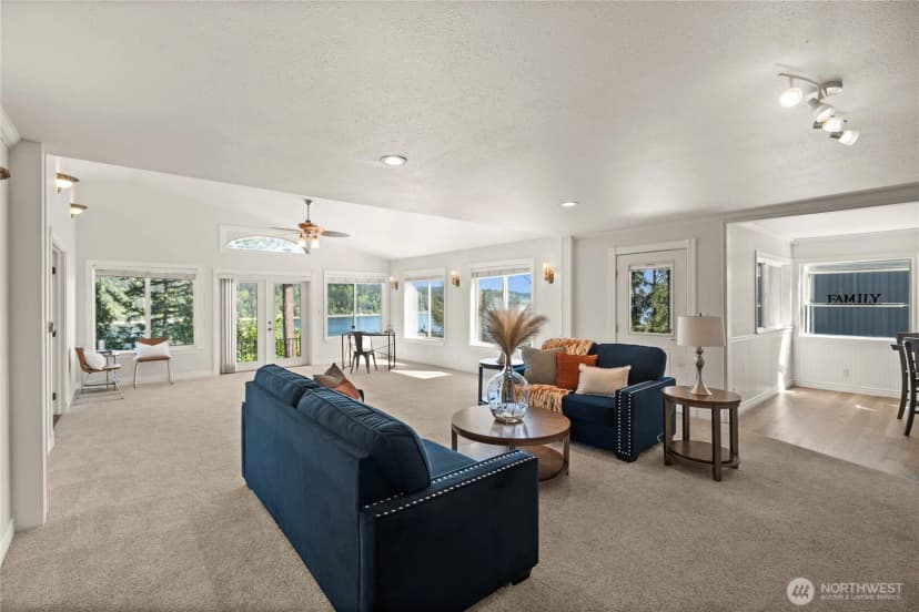 Property photo for 7295 Navajo Trail Ne, Bremerton photo 11