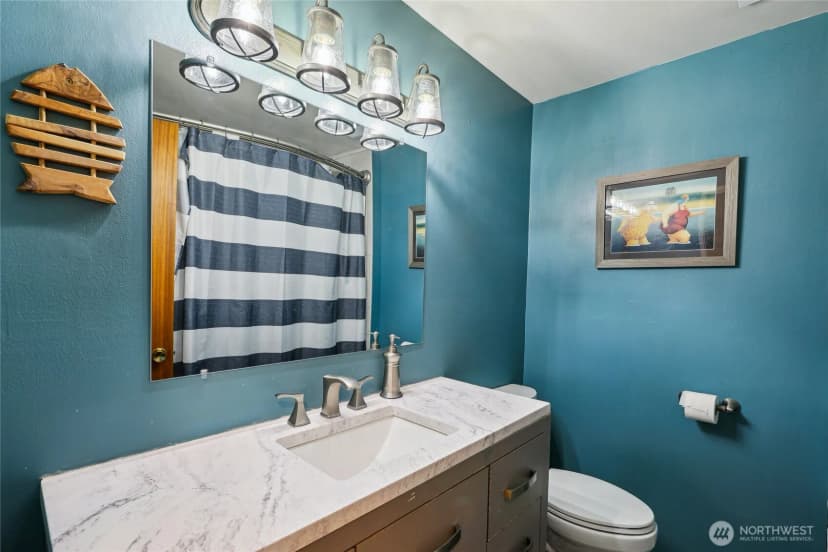 Property photo for 1313 Orchard Loop, Oak Harbor photo 13