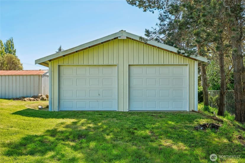 Property photo for 1313 Orchard Loop, Oak Harbor photo 19