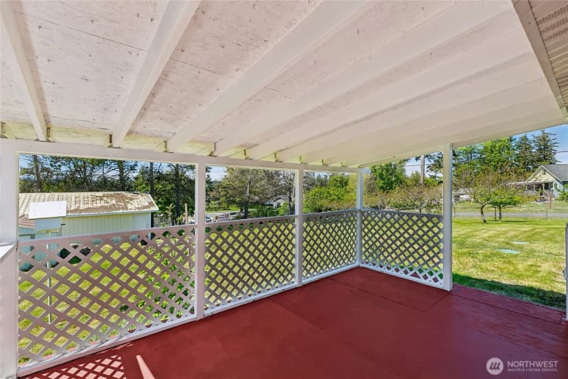Property photo for 1313 Orchard Loop, Oak Harbor photo 16